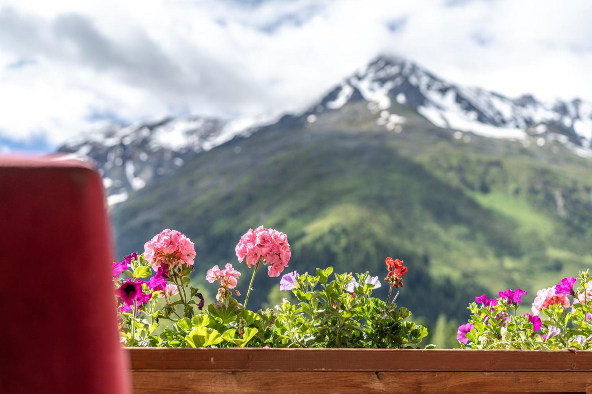 Hotel Mittagskogel Pitztal Sankt Leonhard im Pitztal Exteriér fotografie