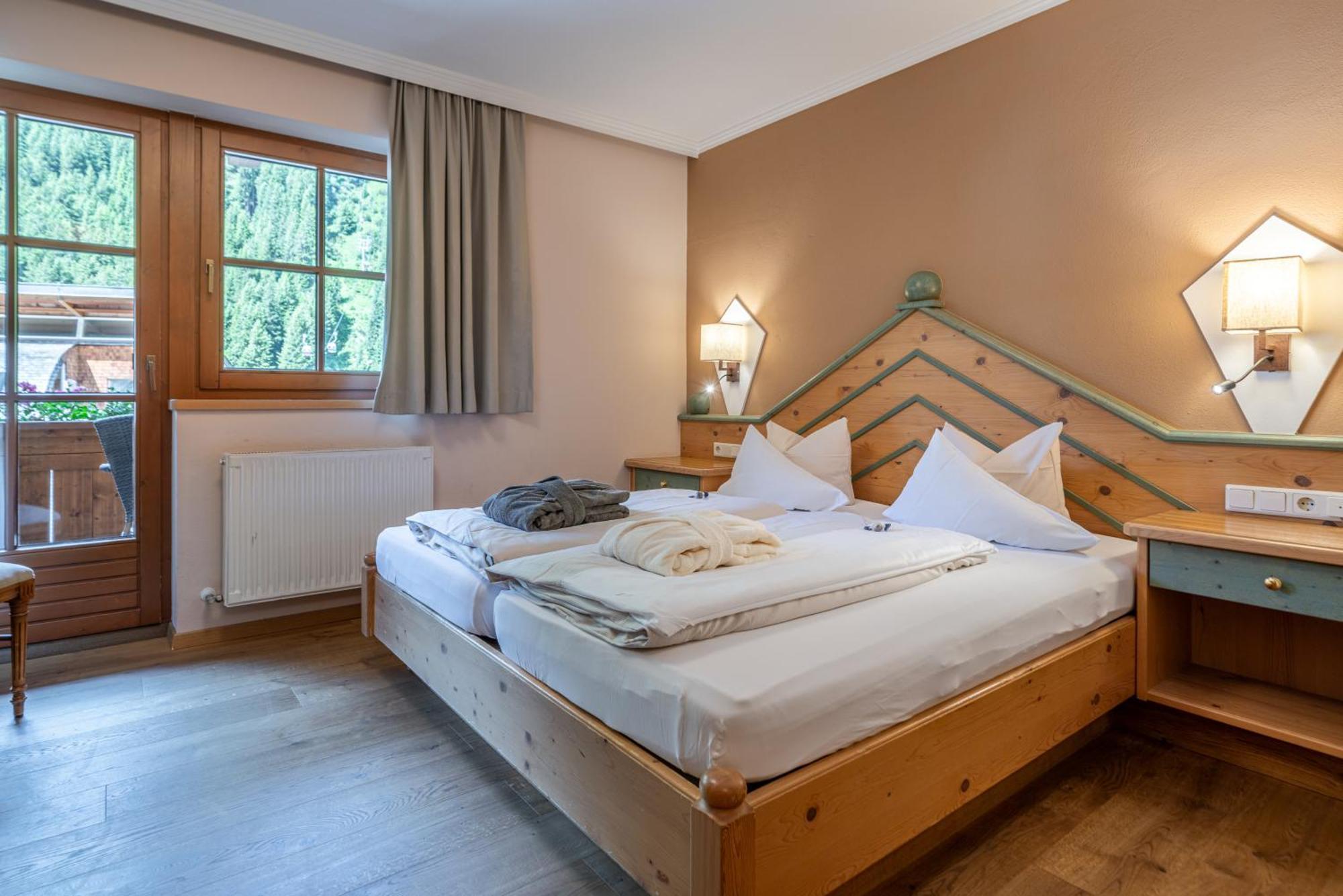 Hotel Mittagskogel Pitztal Sankt Leonhard im Pitztal Exteriér fotografie